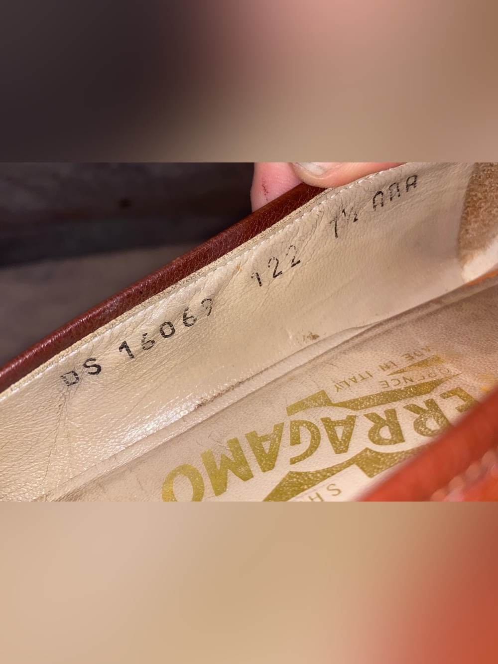 Ferragamo Gancini Horsebit Accent Gold Leather Loafers Shoes Flats 7.5 Vintage - Picture 5 of 9
